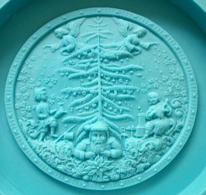 First Impression of restored Lemgo Victorian Christmas mold.